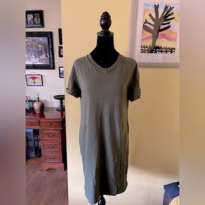Time and Tru T-Shirt dress Hunter green cuff sleeves, great condition